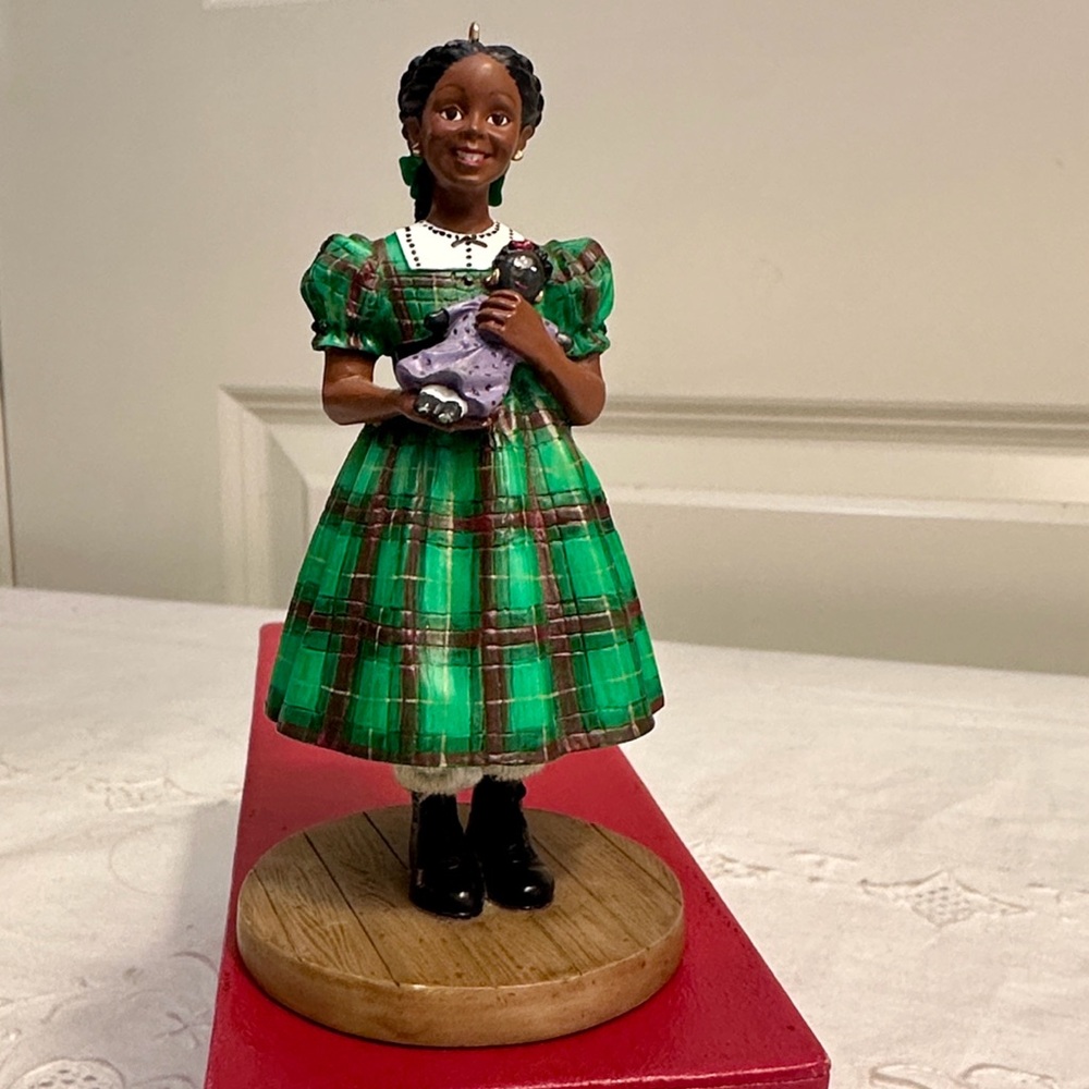Addy American Girl Doll Pleasant Company Hallmark Ornament 4” Green Dress 2002